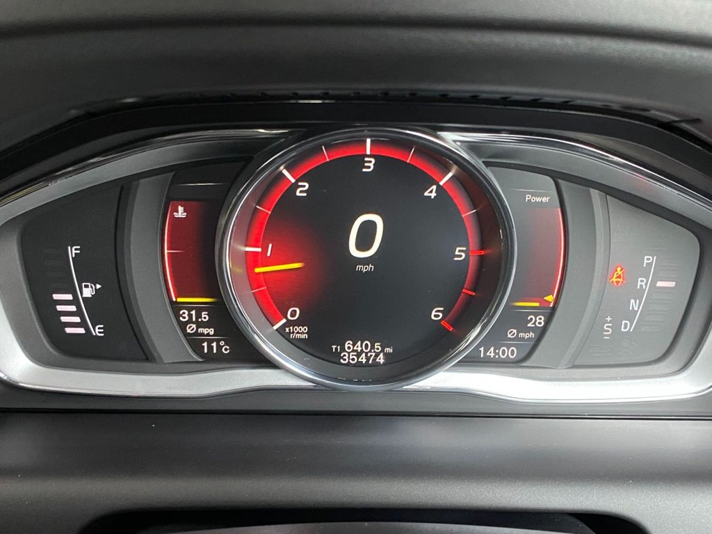 USED 2017 17 VOLVO XC60 2.4 D5 R-Design Lux Nav SUV 5dr Diesel Auto AWD Euro 6 (s/s) (220 ps) LOVELY LOW MILEAGE FULL HISTORY
