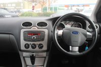 USED 2010 10 FORD FOCUS 1.6 Zetec Hatchback 5dr Petrol Automatic (184 g/km, 99 bhp) 