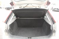 USED 2010 10 FORD FOCUS 1.6 Zetec Hatchback 5dr Petrol Automatic (184 g/km, 99 bhp) 