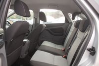 USED 2010 10 FORD FOCUS 1.6 Zetec Hatchback 5dr Petrol Automatic (184 g/km, 99 bhp) 