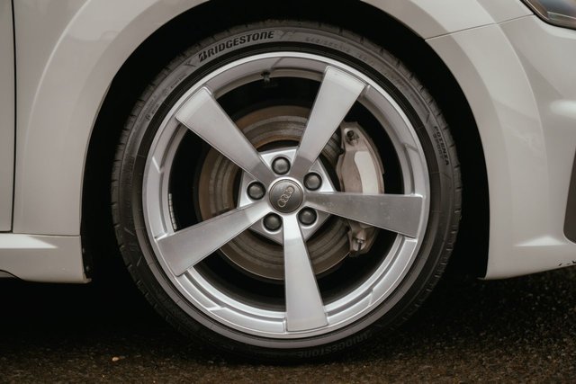 2019 Audi TT 2L S Line 3dr - Photo 3