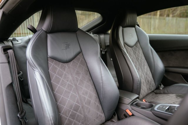 2019 Audi TT 2L S Line 3dr - Photo 4