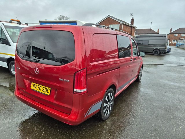 2020 MERCEDES-BENZ VITO 2.1 119 CDI BlueTEC Crew Van Double Cab 5dr Diesel G-Tronic+ RWD L2 Euro 6 (s/s) (LWB) (190 ps) - Photo 4