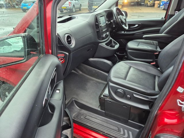 2020 MERCEDES-BENZ VITO 2.1 119 CDI BlueTEC Crew Van Double Cab 5dr Diesel G-Tronic+ RWD L2 Euro 6 (s/s) (LWB) (190 ps) - Photo 6