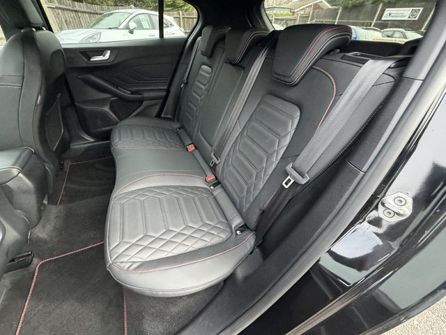 2022 Ford Focus 1L St-Line Vignale 5dr - Photo 11