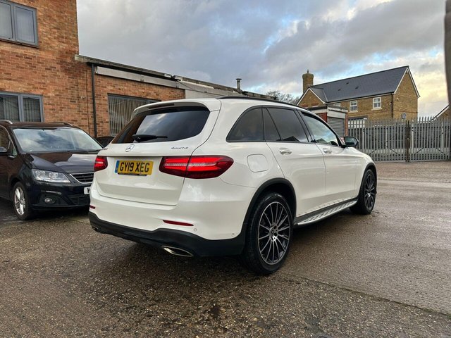 2019 MERCEDES-BENZ GLC 2.0 GLC250 AMG Line (Premium) G-Tronic+ 4MATIC Euro 6 (s/s) 5dr - Photo 9