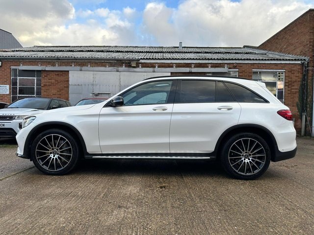 2019 MERCEDES-BENZ GLC 2.0 GLC250 AMG Line (Premium) G-Tronic+ 4MATIC Euro 6 (s/s) 5dr - Photo 12