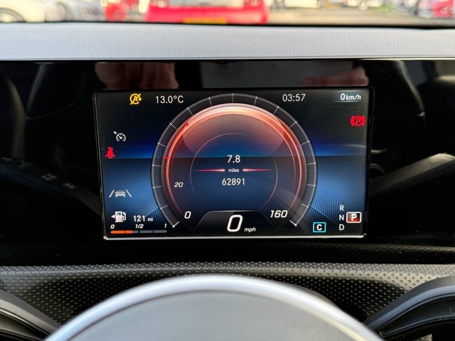 2019 MERCEDES-BENZ A-CLASS 1.3 A180 Sport Hatchback 5dr Petrol 7G-DCT Euro 6 (s/s) (136 ps) - Photo 6