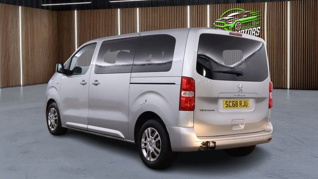 2019 PEUGEOT TRAVELLER - Photo 5