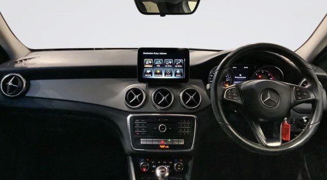 2017 Mercedes-Benz Gla - Photo 3