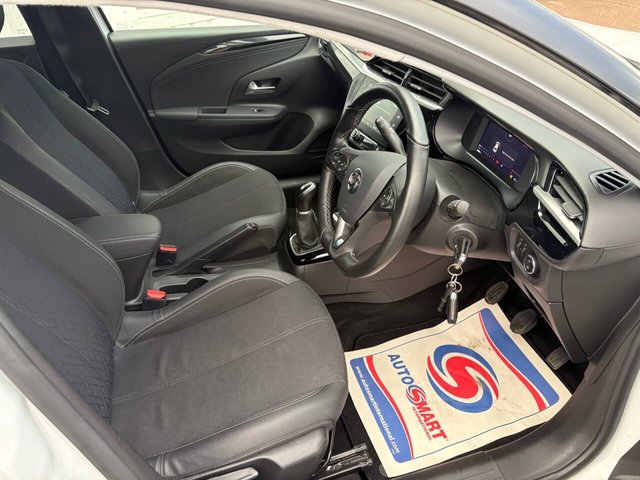 2022 Vauxhall Corsa 1.2L Elite Edition 5dr - Photo 6