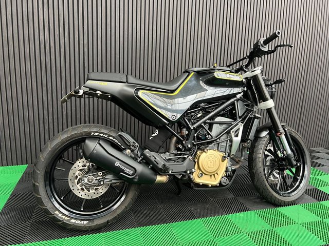 View our HUSQVARNA SVARTPILEN 401
