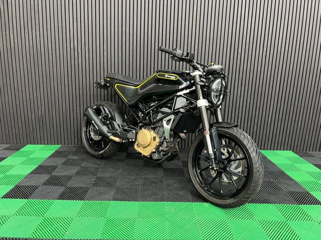 View our HUSQVARNA SVARTPILEN 401