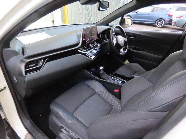 View our TOYOTA C-HR