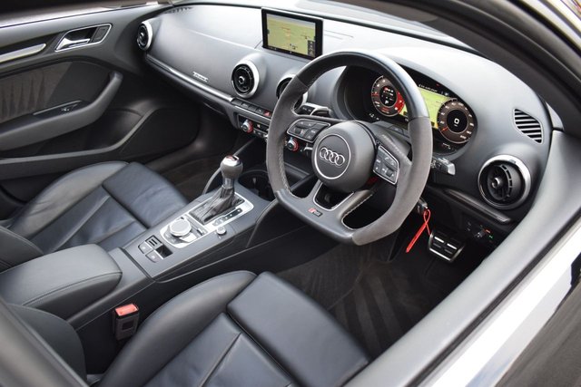 2018 Audi Rs3 2.5L null 5dr - Photo 3