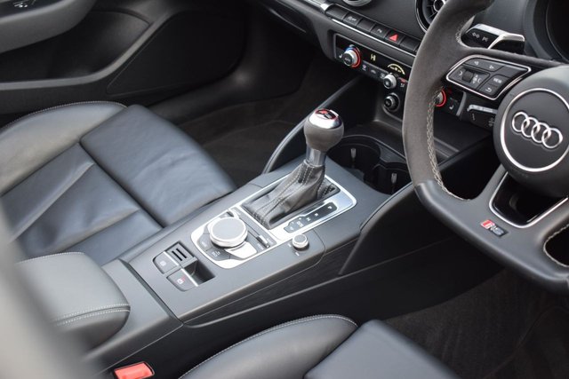 2018 Audi Rs3 2.5L null 5dr - Photo 12