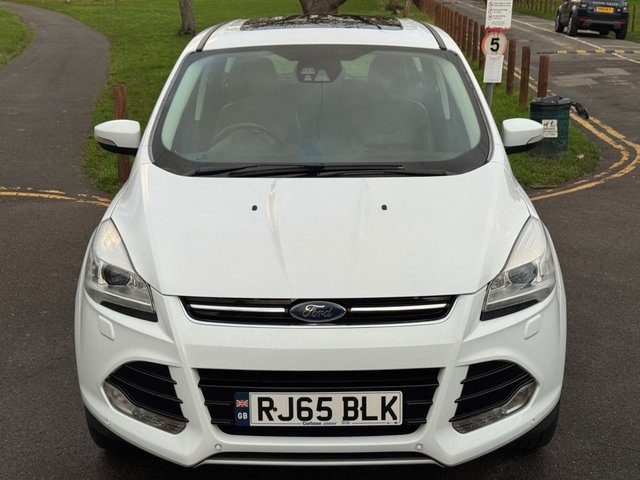2015 FORD KUGA - Photo 2
