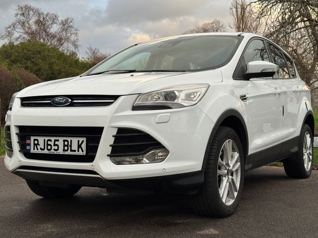 2015 FORD KUGA - Photo 4