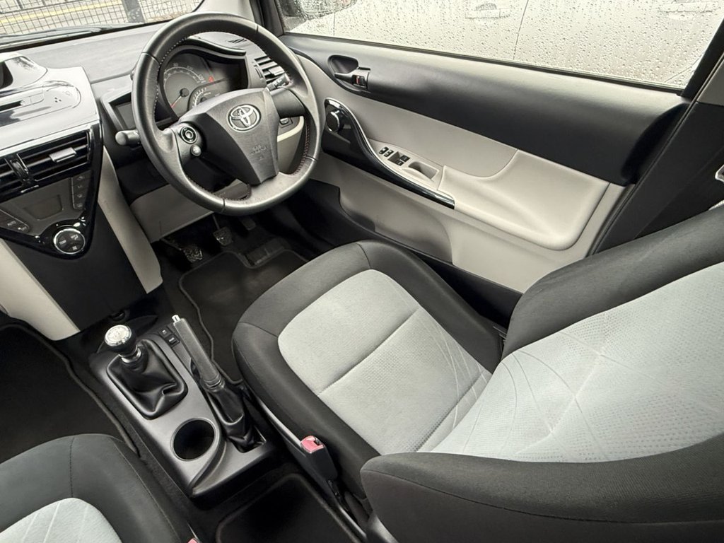 USED 2012 62 TOYOTA IQ 1.0 VVT-i 2 Hatchback 3dr Petrol Manual Euro 5 (68 ps) FULL HISTORY+HIGH SPECS
