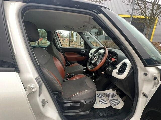 2014 Fiat 500l - Photo 2