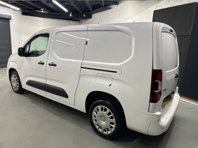 2020 VAUXHALL COMBO - Photo 7