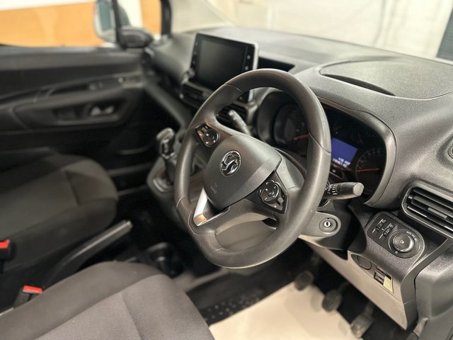 2020 VAUXHALL COMBO - Photo 12