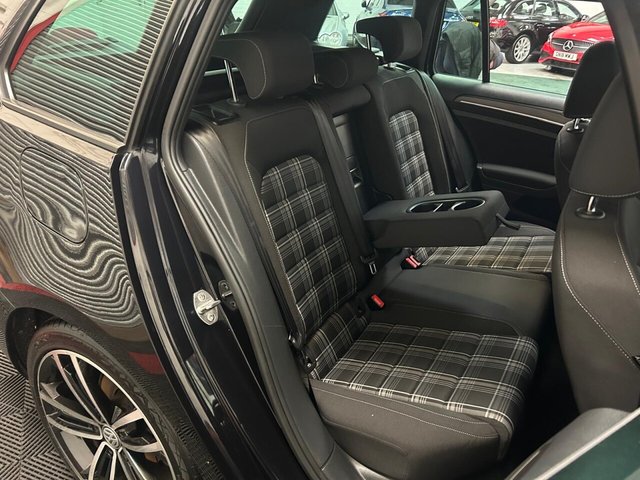 2018 Volkswagen Golf - Photo 7