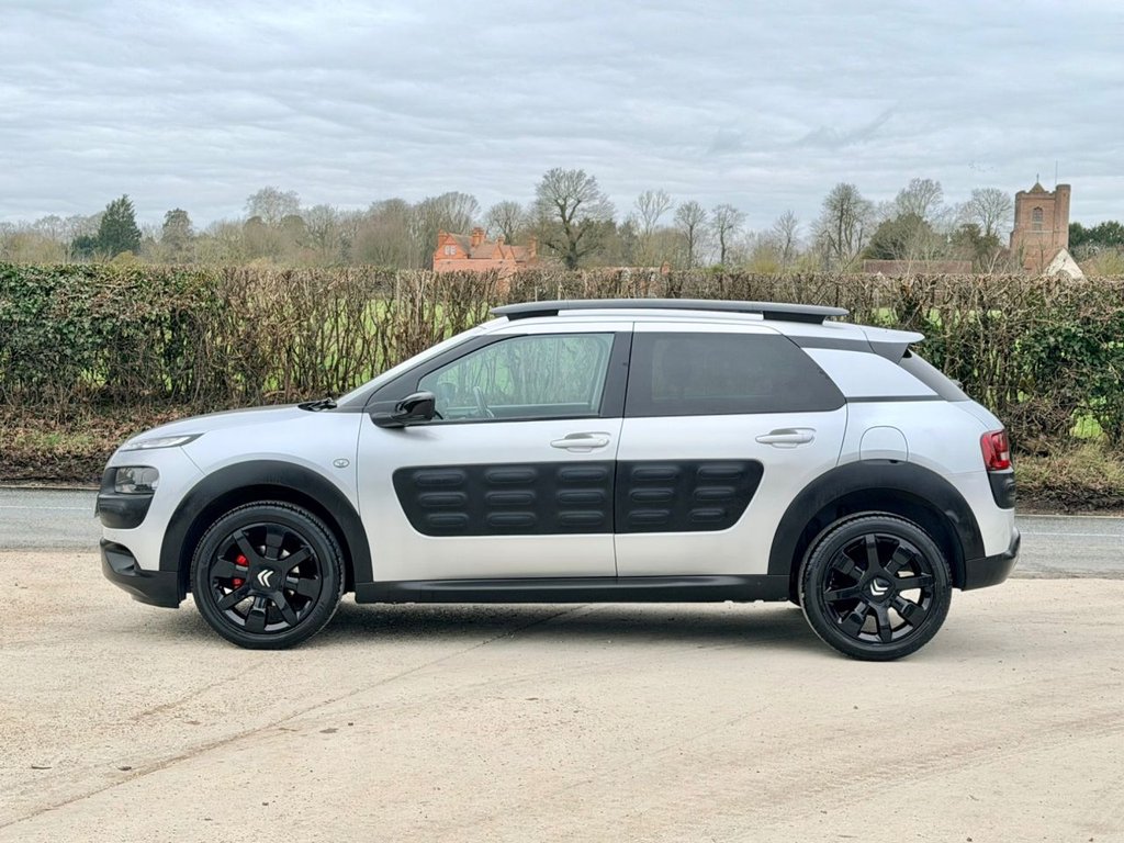 USED 2017 67 CITROEN C4 CACTUS 1.2 PureTech Flair Hatchback 5dr Petrol ETG5 Euro 6 (s/s) (82 ps) Camera|SatNav|R.F Sensors|Cruise|