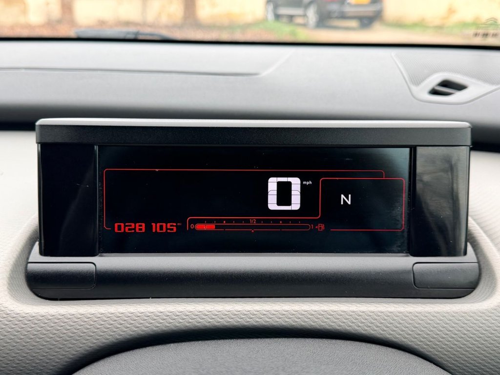 USED 2017 67 CITROEN C4 CACTUS 1.2 PureTech Flair Hatchback 5dr Petrol ETG5 Euro 6 (s/s) (82 ps) Camera|SatNav|R.F Sensors|Cruise|