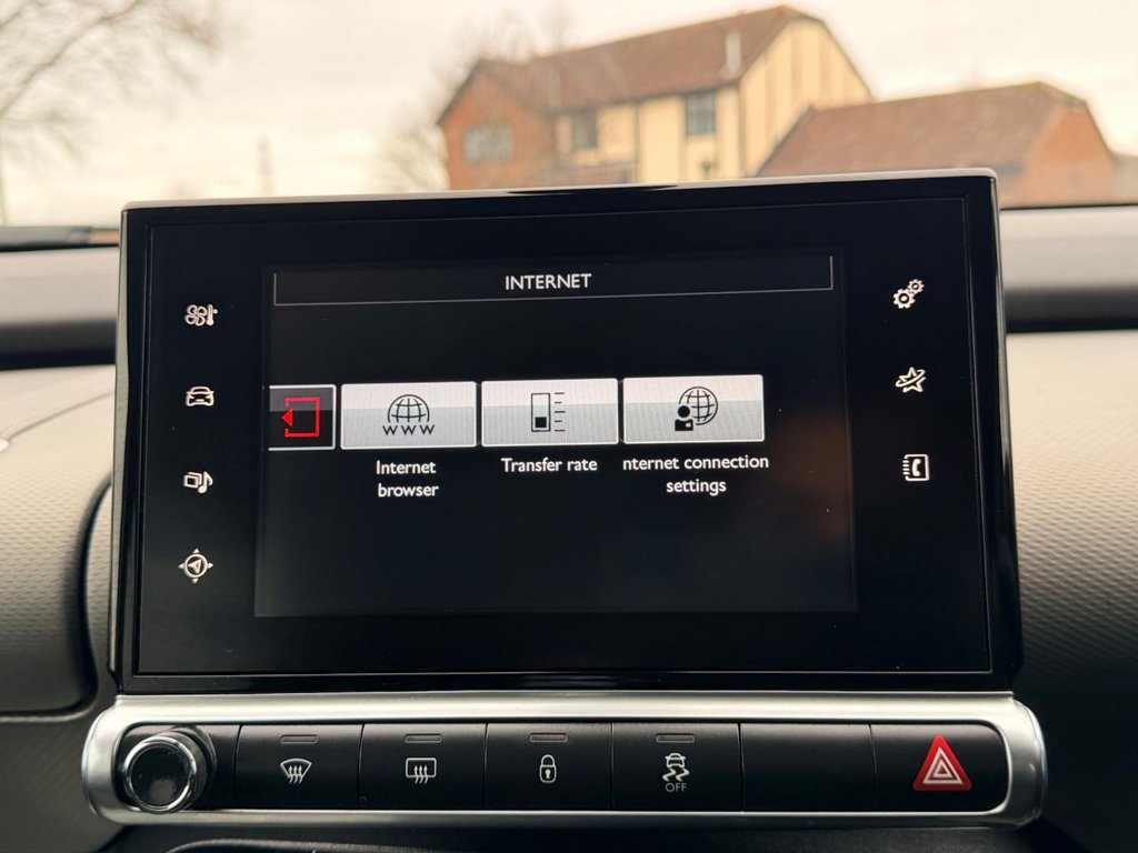 USED 2017 67 CITROEN C4 CACTUS 1.2 PureTech Flair Hatchback 5dr Petrol ETG5 Euro 6 (s/s) (82 ps) Camera|SatNav|R.F Sensors|Cruise|