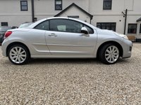 USED 2011 11 PEUGEOT 207 1.6 VTi GT Convertible 2dr Petrol Tiptronic Euro 5 (120 ps) LOW MILES CABRIOLET 2KEYS FSH