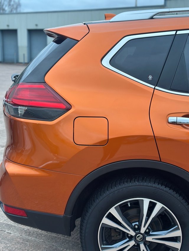 View our NISSAN X-TRAIL
