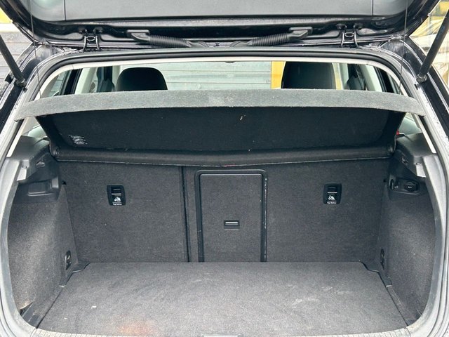 2015 Volkswagen Golf 1.4L Match 5dr - Photo 11