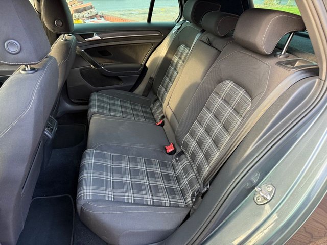 2017 VOLKSWAGEN GOLF 2017 2.0 TDI BlueMotion Tech GTD Hatchback 5dr Diesel DSG Euro 6 (s/s) (184 ps) - Photo 8