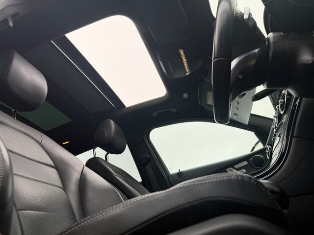 2018 Mercedes-Benz Glc 2L Amg Line 5dr - Photo 3