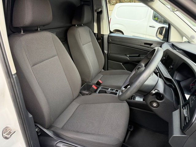 2022 VOLKSWAGEN CADDY 2.0 TDI C20 Commerce Panel Van 5dr Diesel Manual SWB Euro 6 (s/s) (102 ps) - Photo 10
