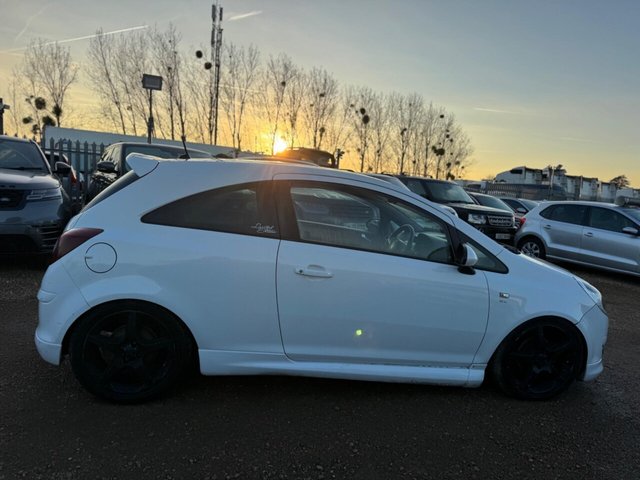 2010 VAUXHALL CORSA - Photo 11