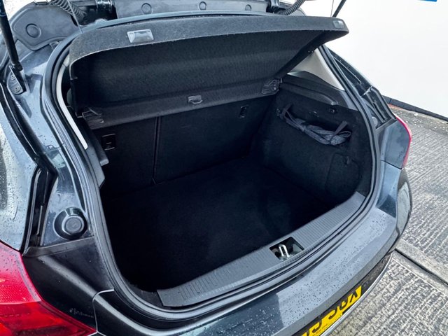 2013 Vauxhall Astra 2L SRI 5dr - Photo 7