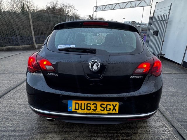 2013 Vauxhall Astra 2L SRI 5dr - Photo 5