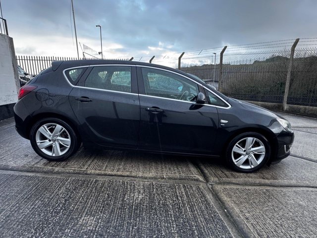 2013 Vauxhall Astra 2L SRI 5dr - Photo 10