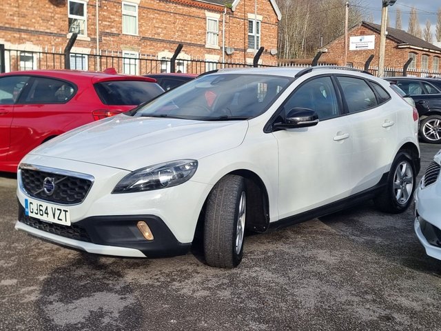 2014 VOLVO V40 CROSS COUNTRY 1.6 D2 SE Hatchback 5dr Diesel Manual Euro 5 (s/s) (115 ps) - Photo 3