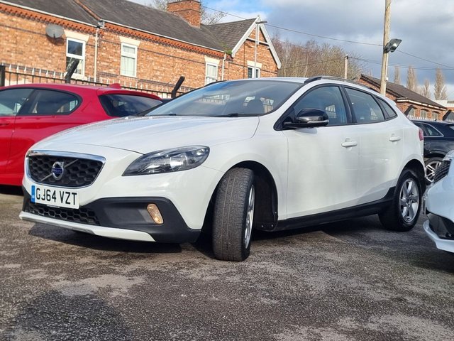 2014 VOLVO V40 CROSS COUNTRY 1.6 D2 SE Hatchback 5dr Diesel Manual Euro 5 (s/s) (115 ps) - Photo 4