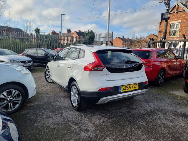 2014 VOLVO V40 CROSS COUNTRY 1.6 D2 SE Hatchback 5dr Diesel Manual Euro 5 (s/s) (115 ps) - Photo 5
