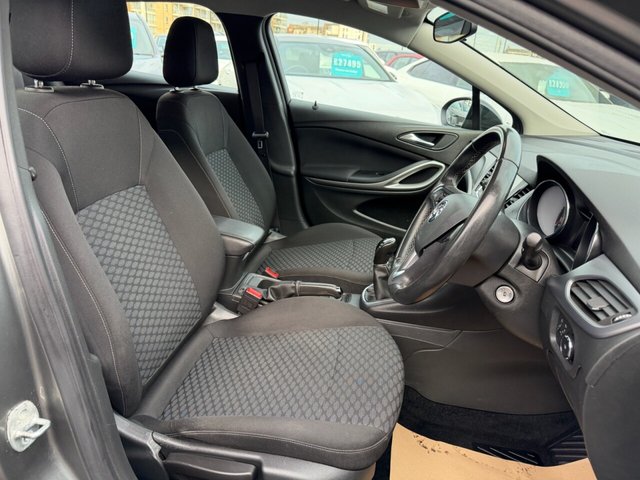2021 VAUXHALL ASTRA - Photo 10