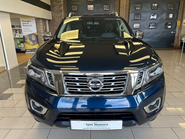 2021 Nissan Navara 2.3L Tekna 4dr - Photo 2