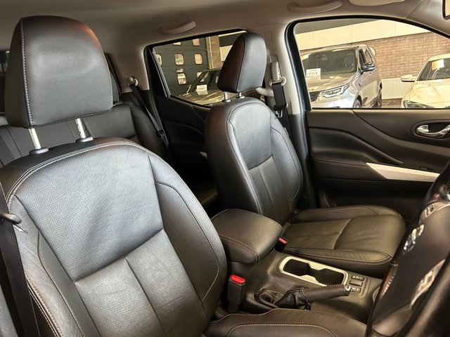 2021 Nissan Navara 2.3L Tekna 4dr - Photo 12
