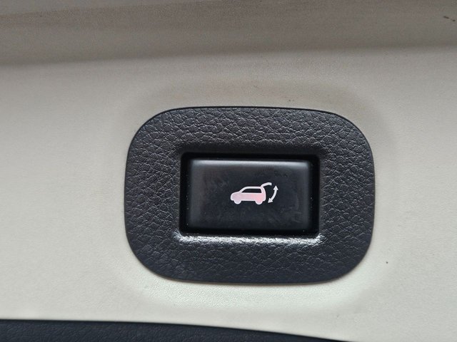 2015 NISSAN X-TRAIL 2015 1.6 dCi Tekna SUV 5dr Diesel Manual Euro 6 (s/s) (130 ps) - Photo 10