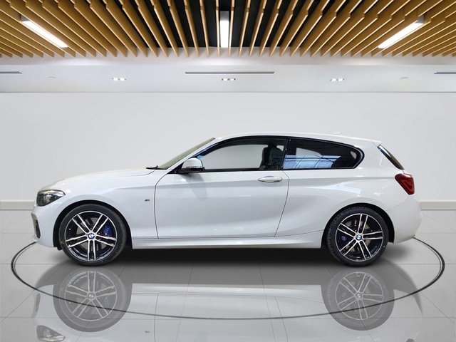 2019 BMW 1 Series 1.5L M Sport Shadow Edition 3dr - Photo 5