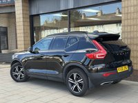 USED 2020 20 VOLVO XC40 2.0 T4 R-Design SUV 5dr Petrol Auto AWD Euro 6 (s/s) (190 ps) Panoramic | Winter + Convenience Pk