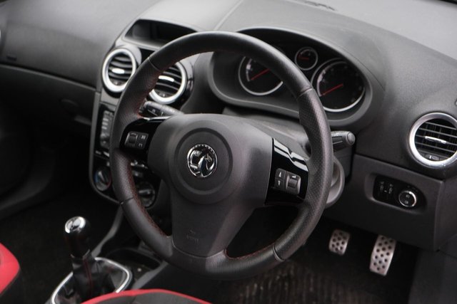 2014 VAUXHALL CORSA 2014 1.4 16V SRi Hatchback 3dr Petrol Manual Euro 5 (100 ps) - Photo 9